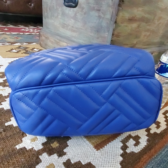 Michael Kors Abbey Medium Quilted Backpack Cobalt - Picture 4 of 6